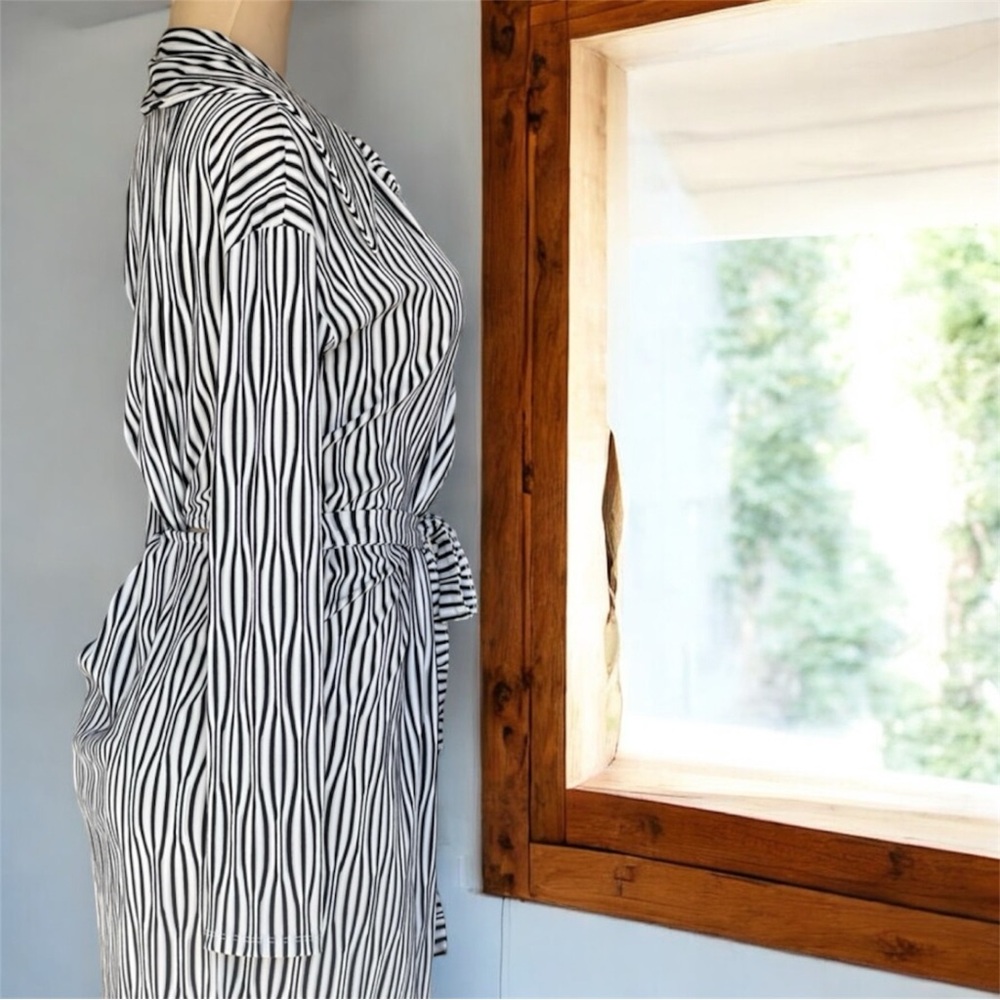 Zara Collection Women’s Basic Zebra Print Open Ba… - image 5